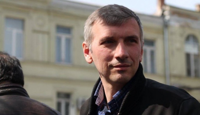 В Германии прооперируют активиста Михайлика и готовы провести экспертизу пули