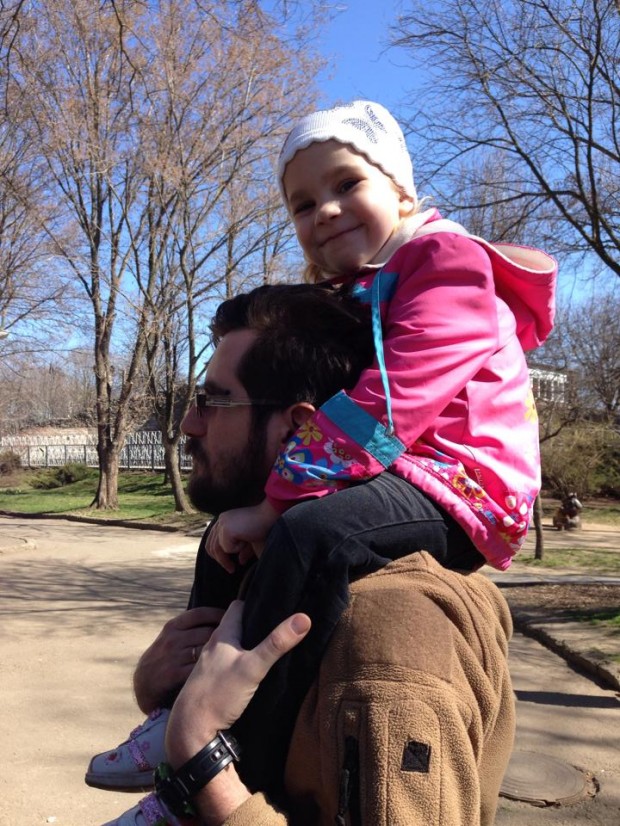 "Александр Нойнец" (в нижнем ряду фото)